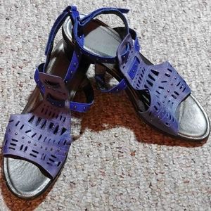 Naot Vogue Avantgarde sandals